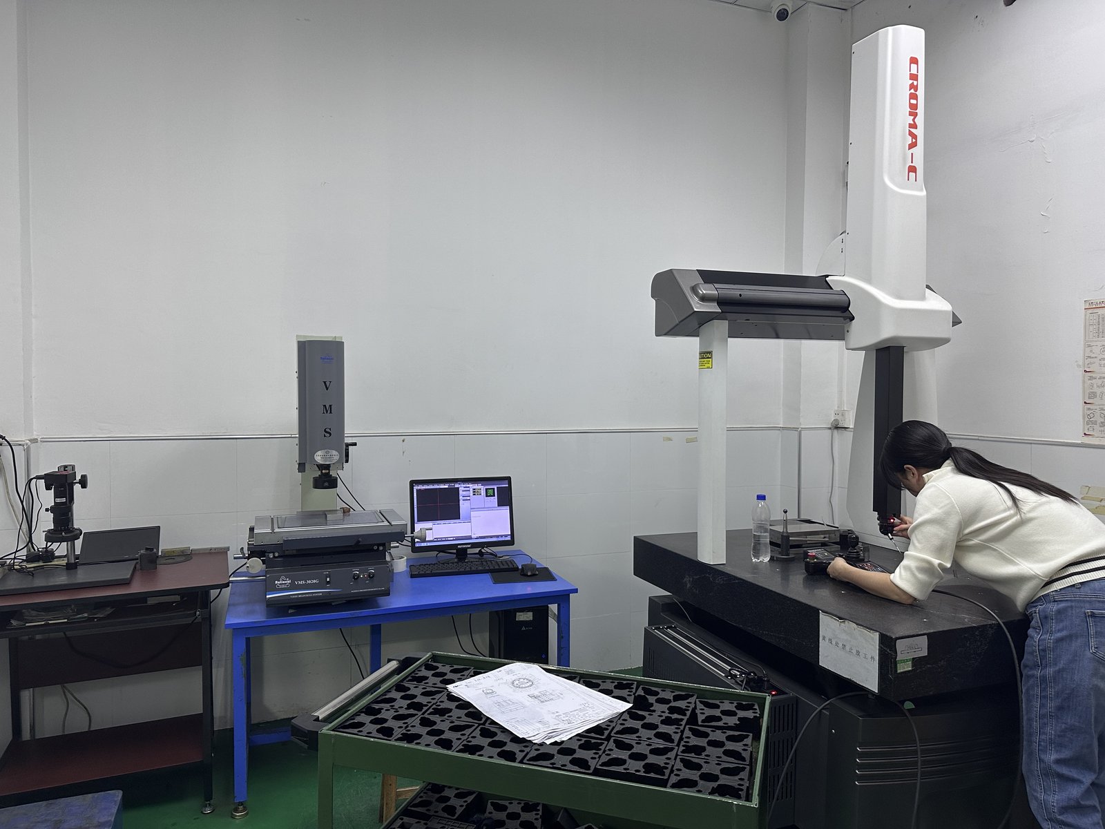 Coordinate measuring machine used for dimensional inspection