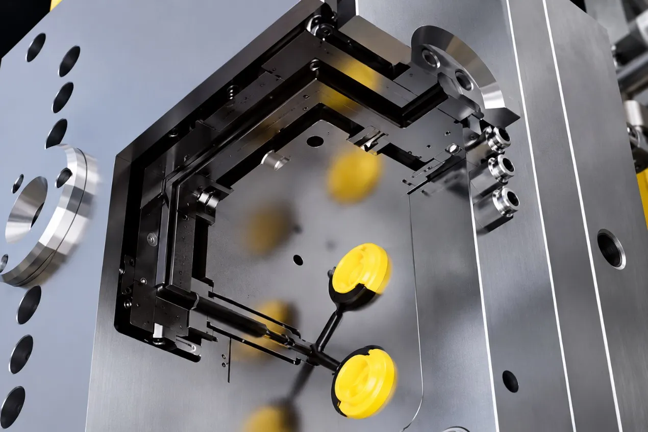Holly: Injection Molding Manufacturer from China Since 2000 photo 5